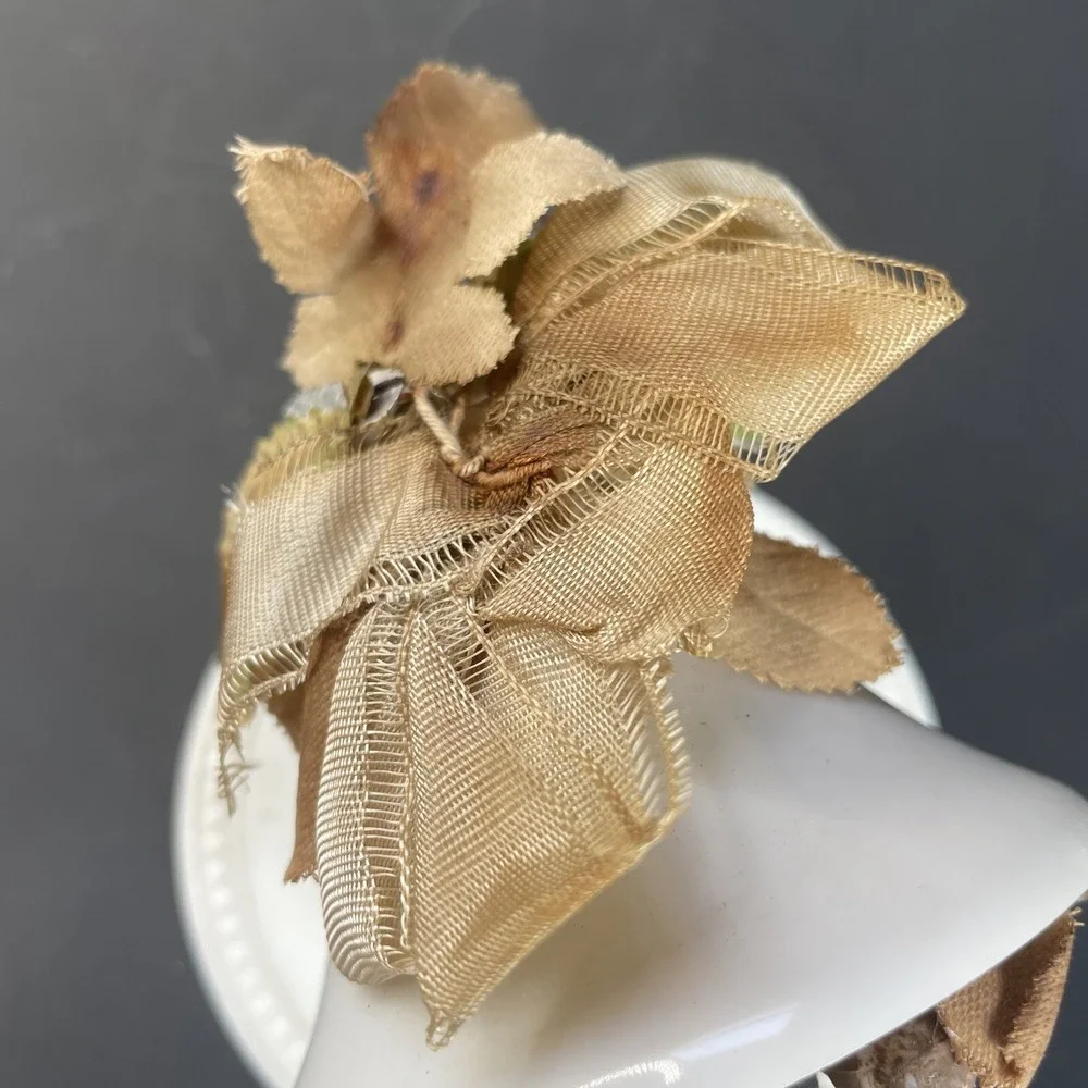 1940s Wedding Cake‎ Topper Bride Groom Bell Ribbon White Plastic Couple VTG